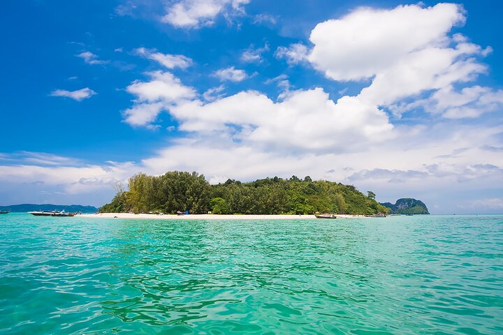 Phi Phi Islands Private Longtail Adventure: Unforgettable Voyage