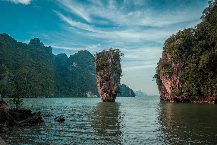 Luxury Yacht Adventure: James Bond Island & Phang Nga Bay