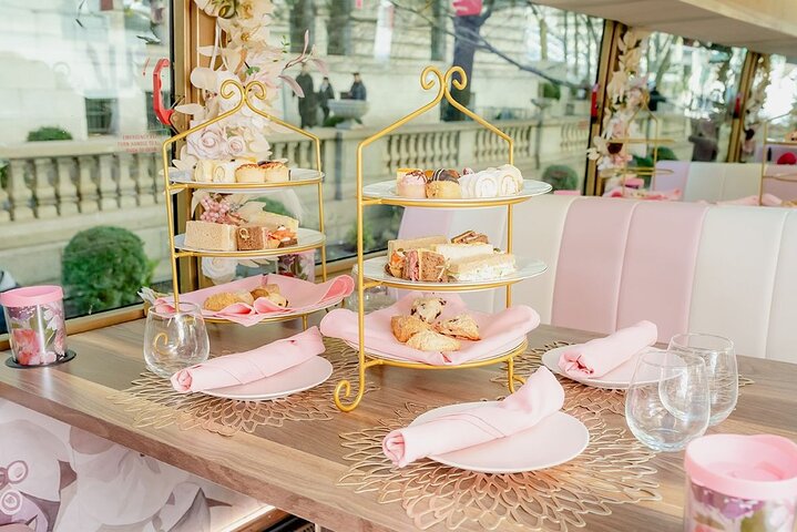 NYC Mobile Tea Room: Sip & Sightsee on a Pink Bus!