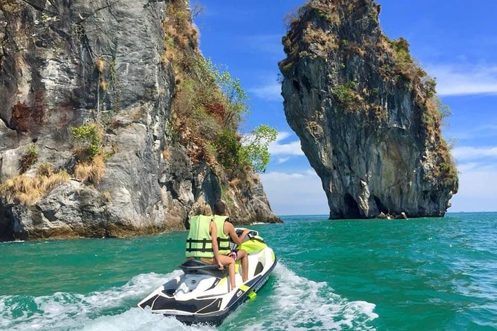 Unleash Your Inner Speed Demon: Jet Ski Adventure in Phuket's Secret Spots!