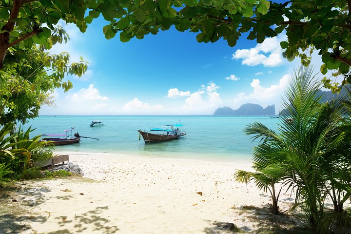 Island Hop: Express Ferry to Phi Phi Islands with Lunch from Phuket!