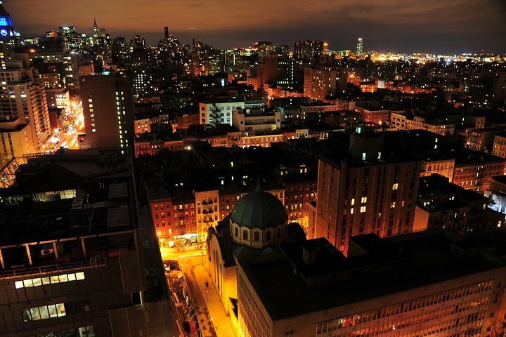 East Village Haunted Manhattan: Uncover NYC's Chilling Past!