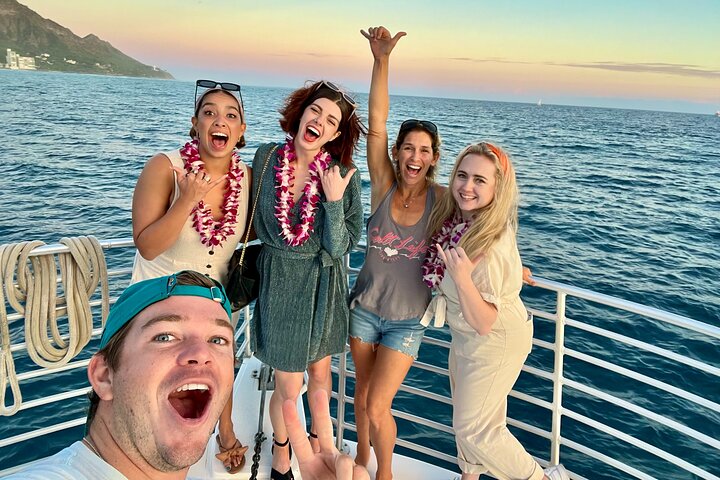 Waikiki Sunset Cruise: Unforgettable Ocean Views & Smooth Sailing!