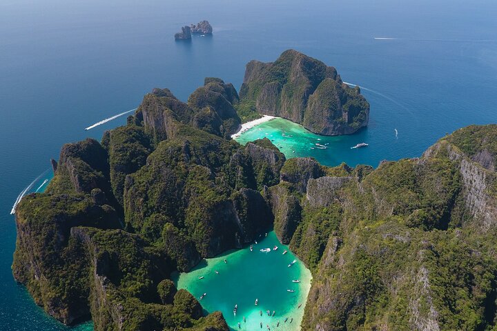 Island Hopping Extravaganza: Phi Phi & James Bond Islands Premium Tour
