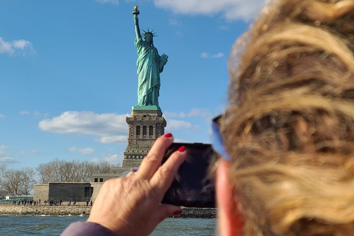 Statue of Liberty Cruise: Iconic Views & Skyline Wonders!