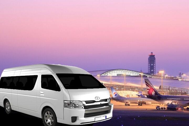 Stress-Free Phuket Arrival: Private Mini Van Airport Transfer