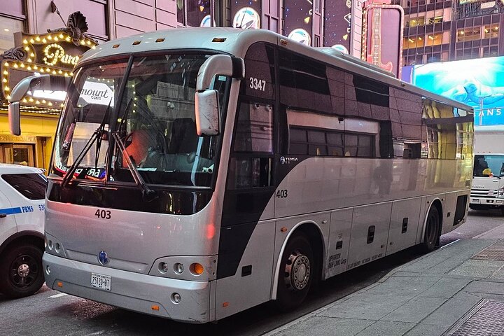 NYC Group Transfers: Stress-Free Bus Service for Up to 50 Passengers