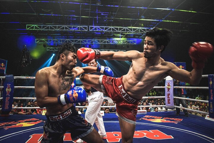 Feel the Roar: Authentic Muay Thai Thrills at Patong Boxing Stadium!