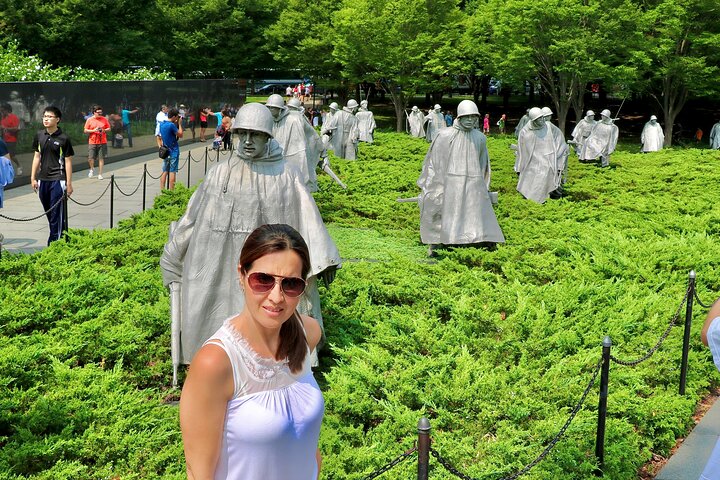 Uncover DC's History: A Full-Day Guided Tour from NYC