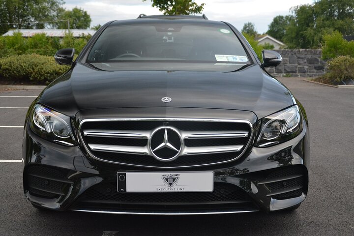 Luxury Airport Transfers: Clifden to Shannon with Premium Chauffeur Service