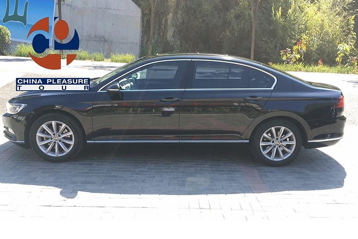 Stress-Free Sanya Arrival: Private Airport Transfer to Your Hotel