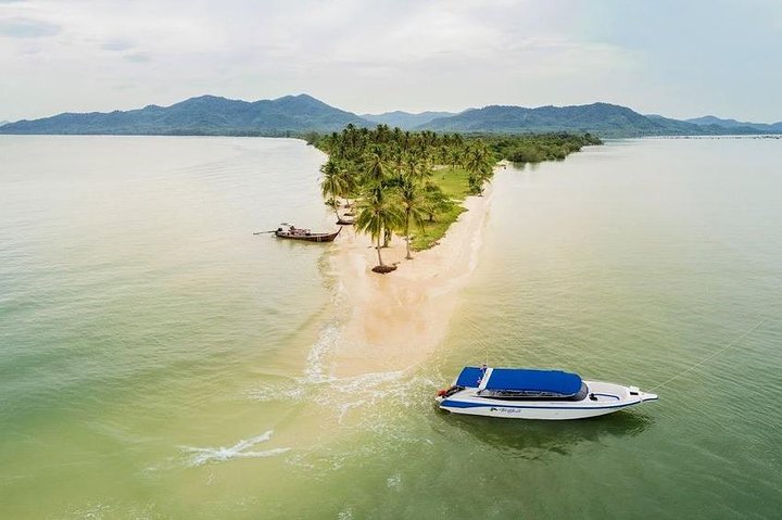 Phang Nga Sunrise: Beat the Crowds to James Bond Island!