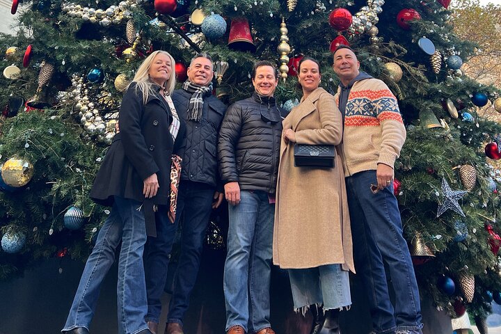NYC Christmas Lights: A Magical Private Tour Experience