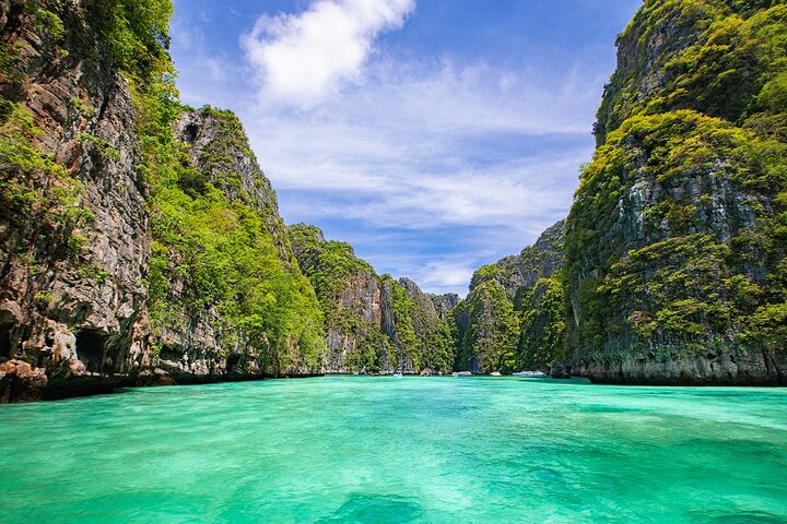 Spectacular Sunrise & 4 Islands Speedboat Tour from Krabi
