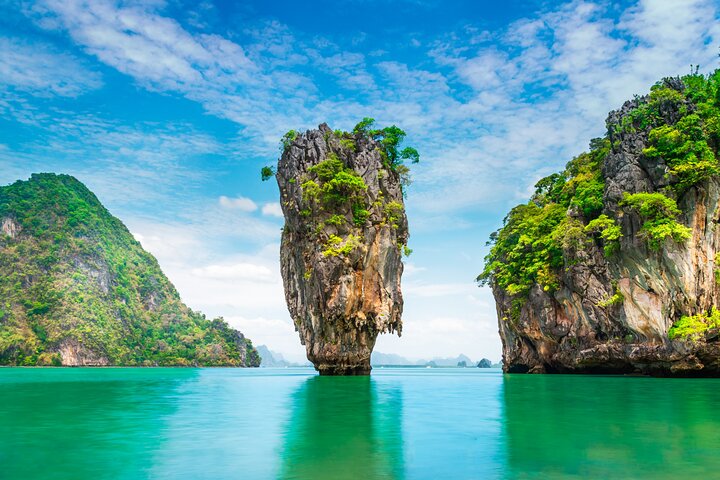 Phuket's 007 Adventure: James Bond Island & Canoeing Premium Tour