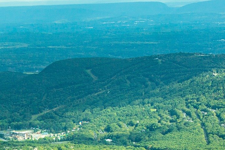 Soar Above: Private Mount Pocono Air Tour for Unforgettable Views