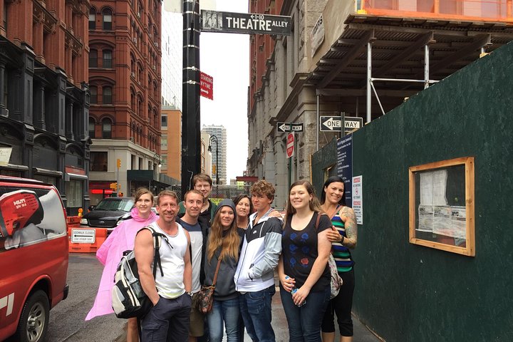 Sing Your Heart Out: A Hamilton Musical Walking Tour in NYC!