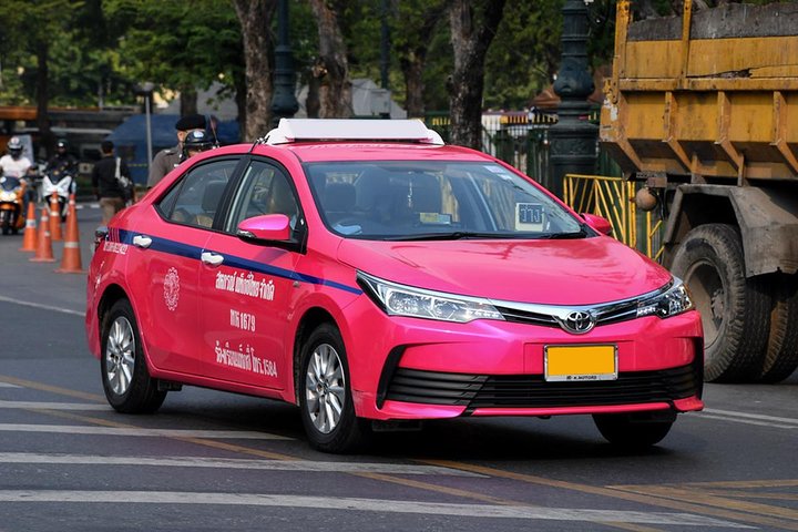 Stress-Free Phuket Transfers: Hotel to Airport in Comfort