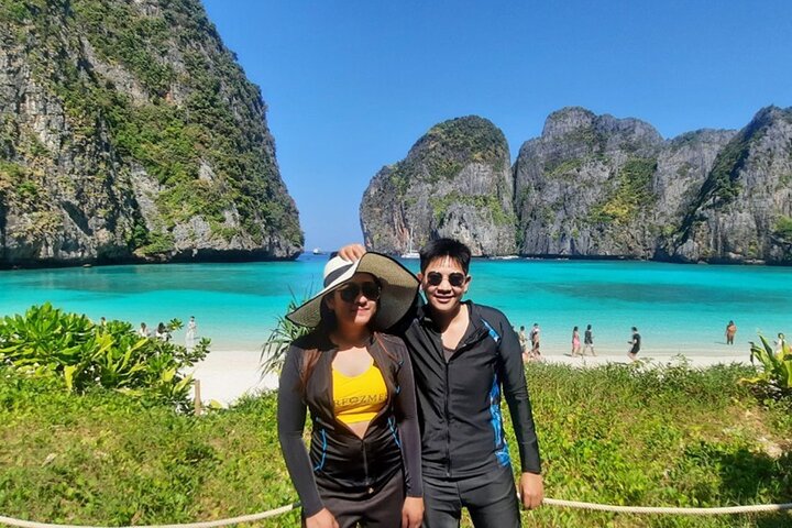 Phi Phi Islands Adventure: Snorkel, Swim & Sunset Spectacle!