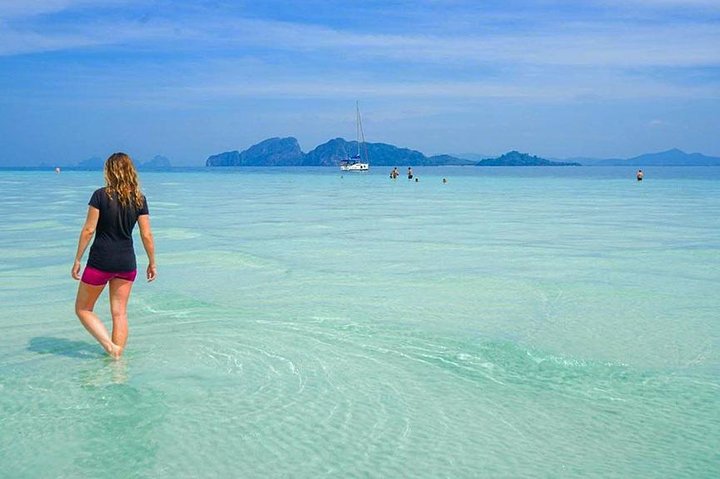 Unveiling Lanta's Hidden Gems: A Speedboat Adventure to Emerald Cave & 4 Islands!