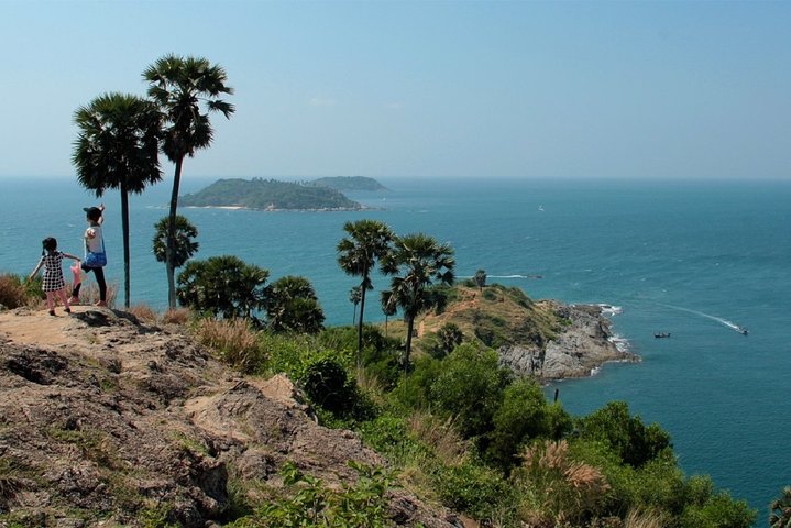 Unveiling Phuket's Gems: An Immersive City Exploration