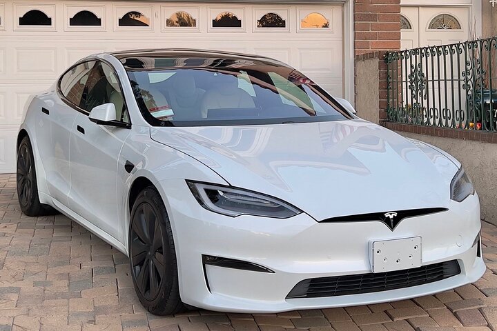 Luxury Airport Transfers: Tesla Ride in NY-NJ-PA
