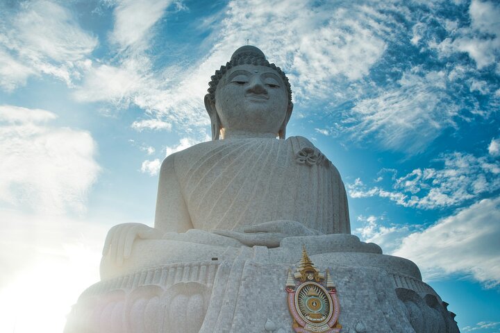 Phuket's Cultural Gems: A Day Tour to Remember